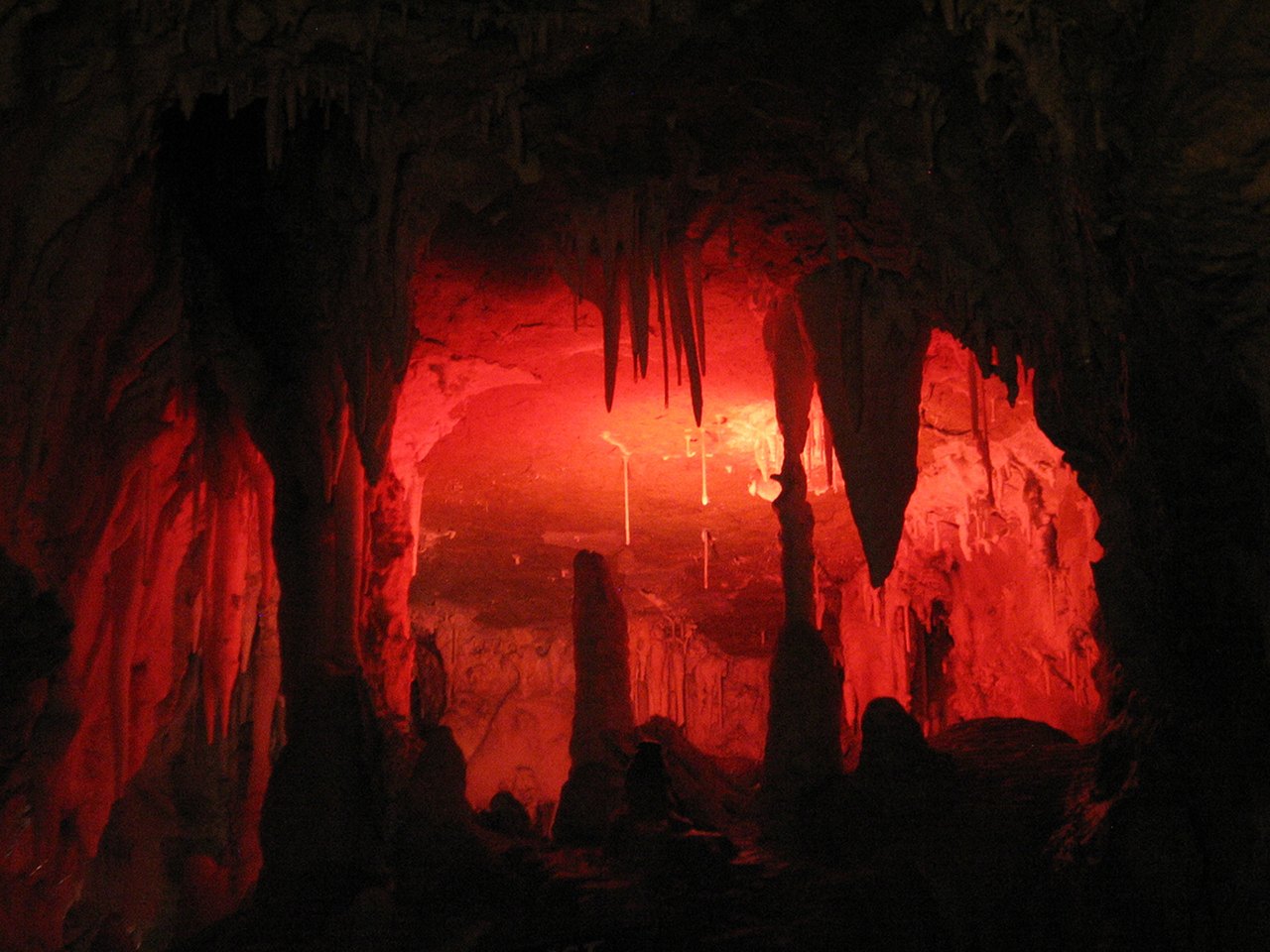 Лавовая пещера вальгуэра