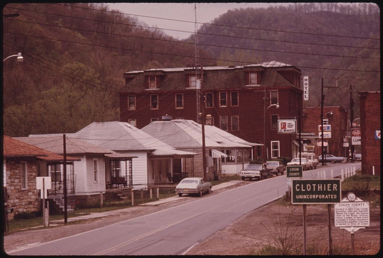 22 Fascinating Photos Of The 1970s In West Virginia photo