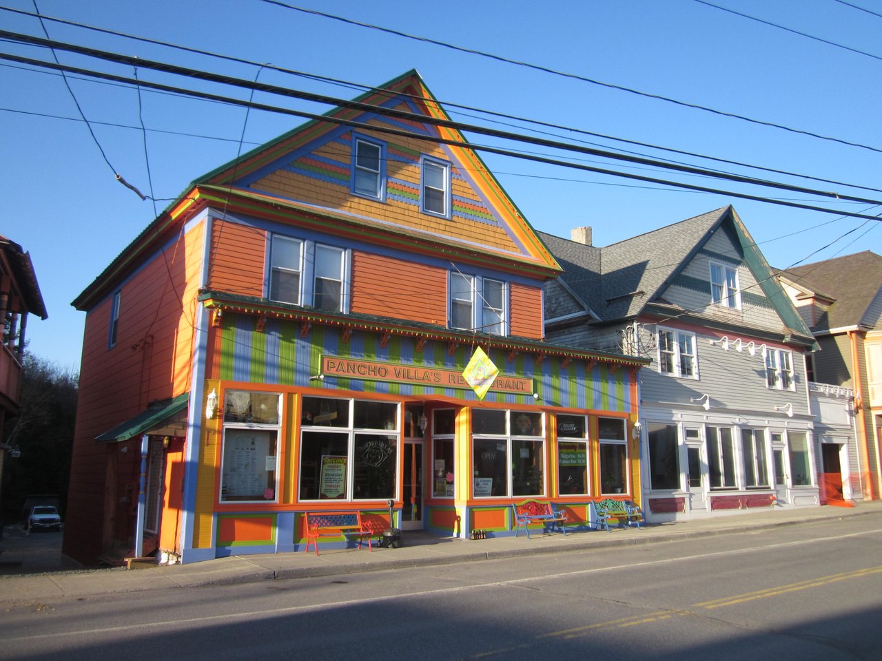 Step Inside The Quaint New York Town With Only One Traffic Light
