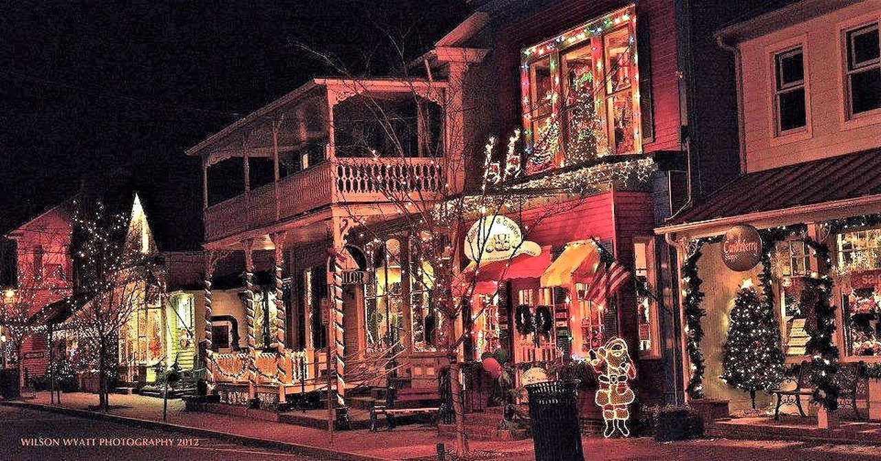 These Are The Best Christmas Towns In Maryland