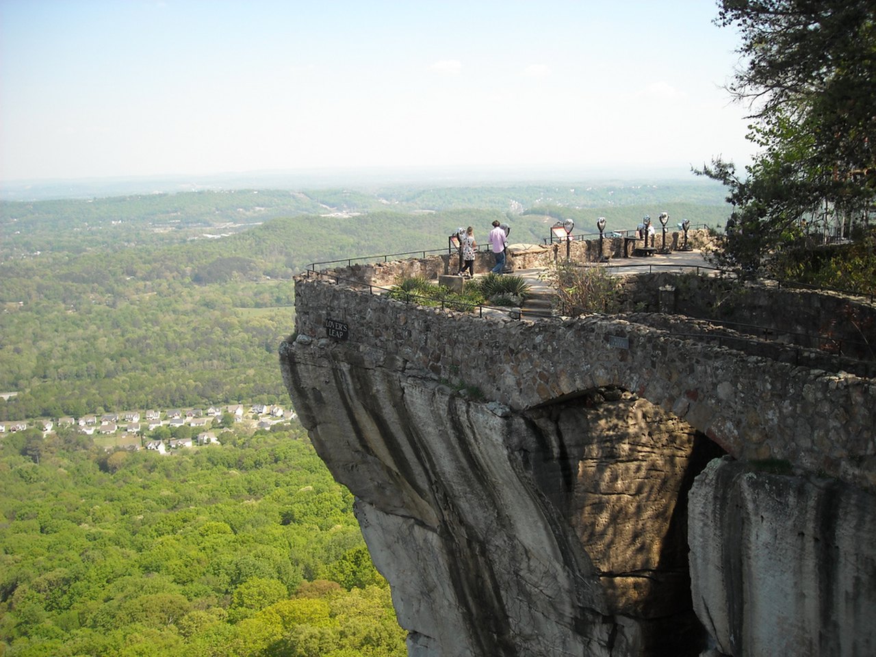the-view-at-lover-s-leap-in-tennessee-will-leave-you-breathless