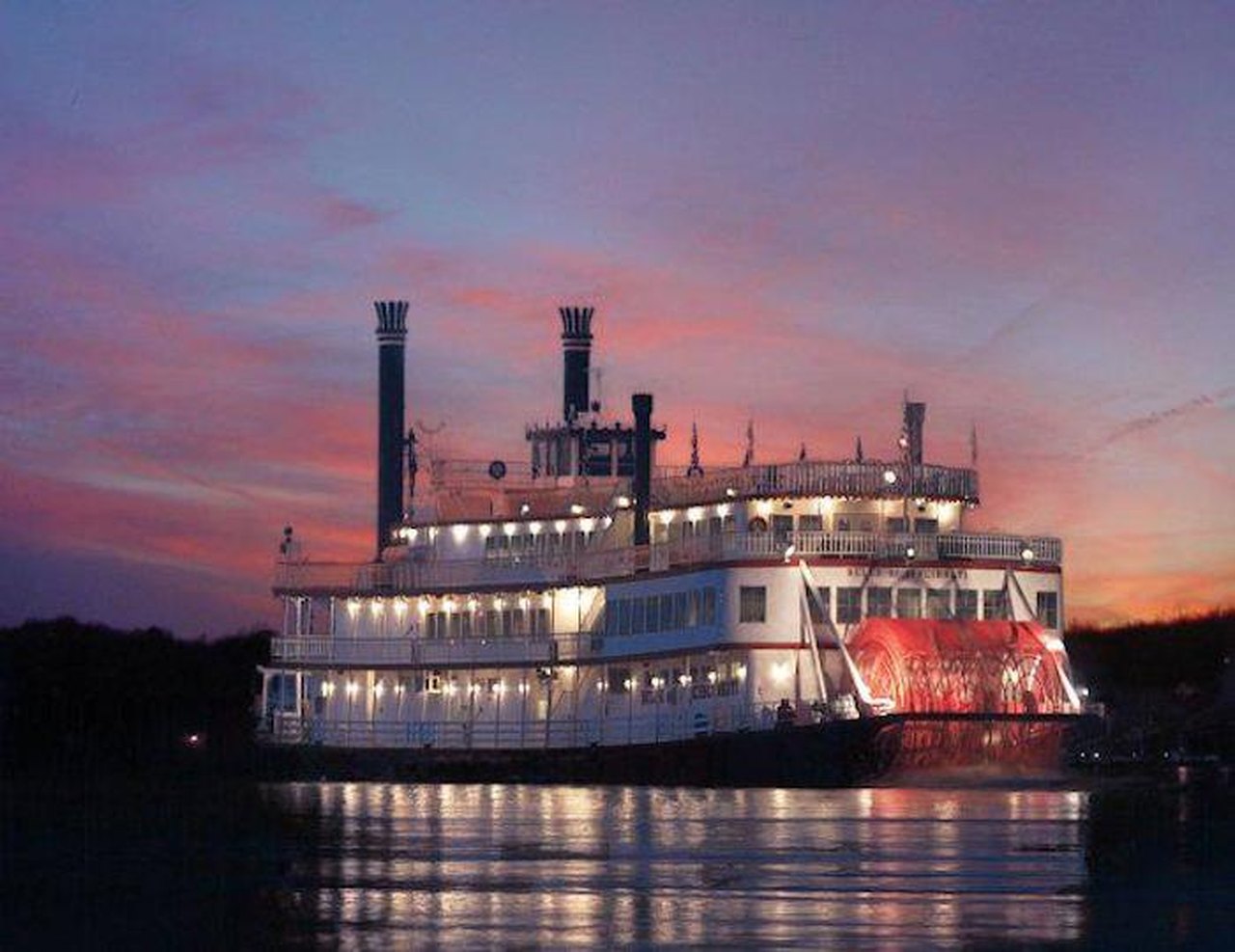 BB Riverboats Has A Bourbon Cruise In Kentucky This Fall