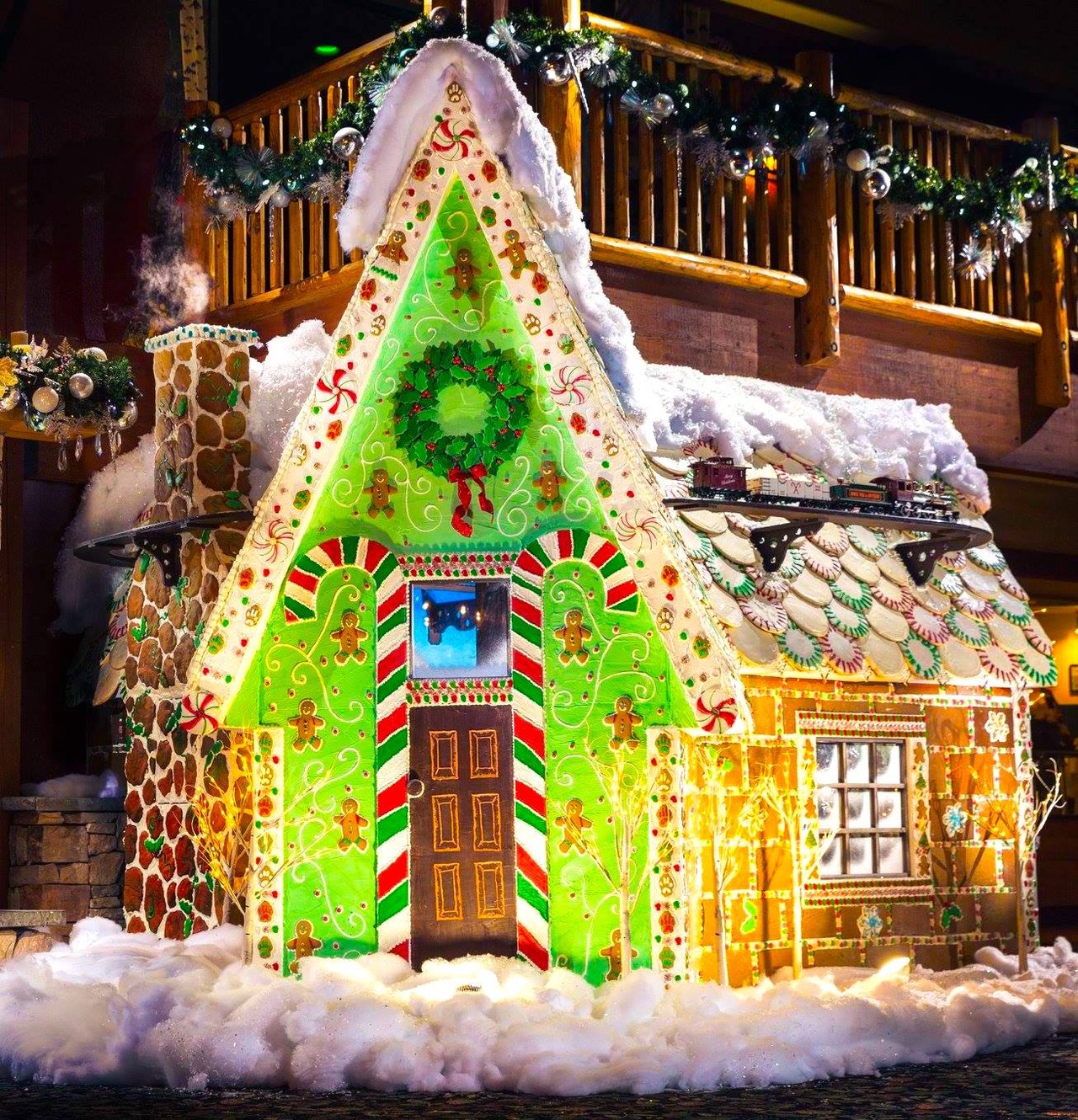 Gingerbread House Decor - Life On Virginia Street