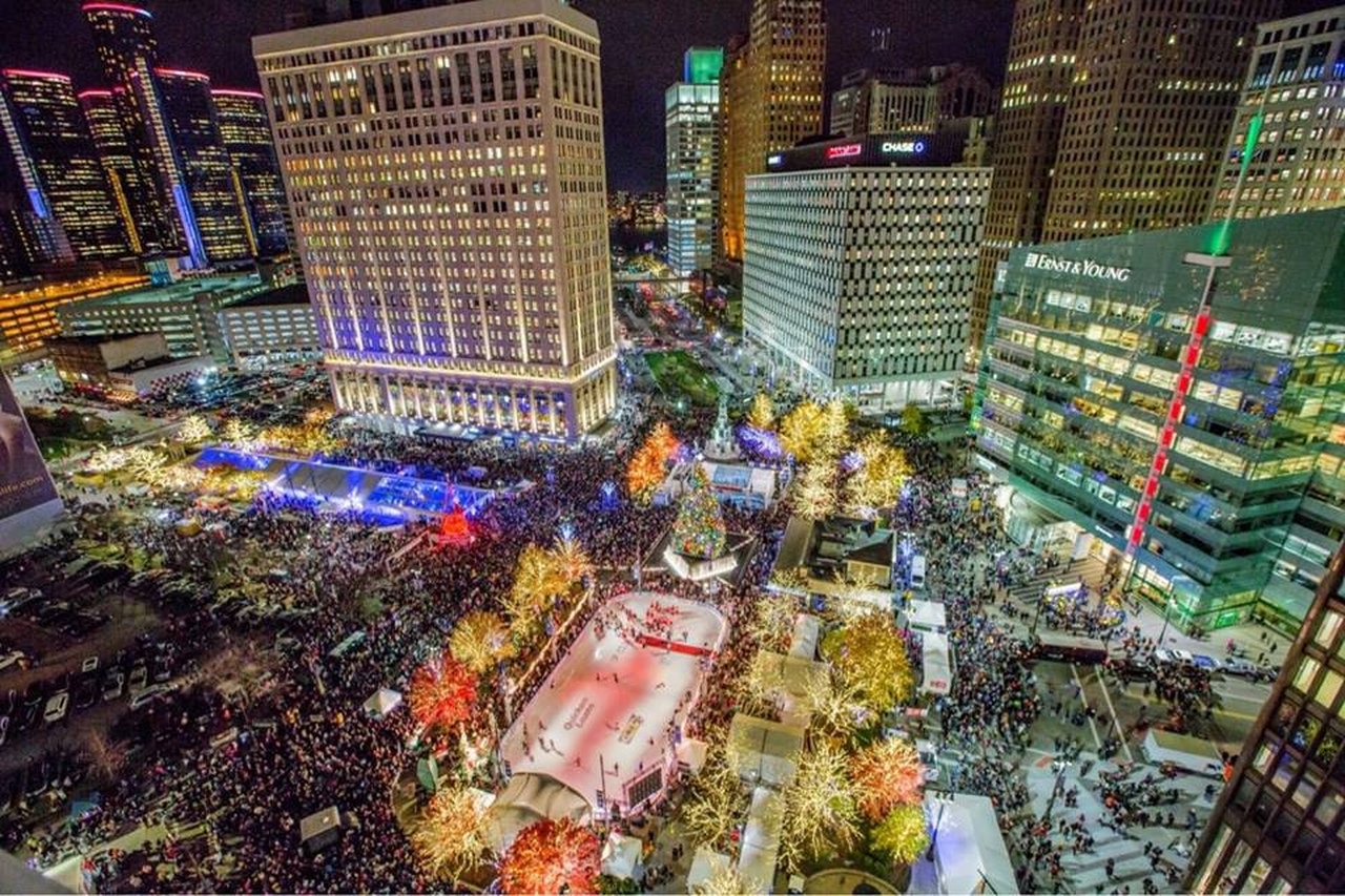 9 Best Christmas Attractions In Detroit