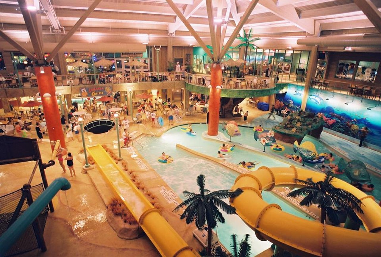 Splash Lagoon This Indoor Waterpark Near Pittsburgh Is Perfect For An Epic Winter Getaway