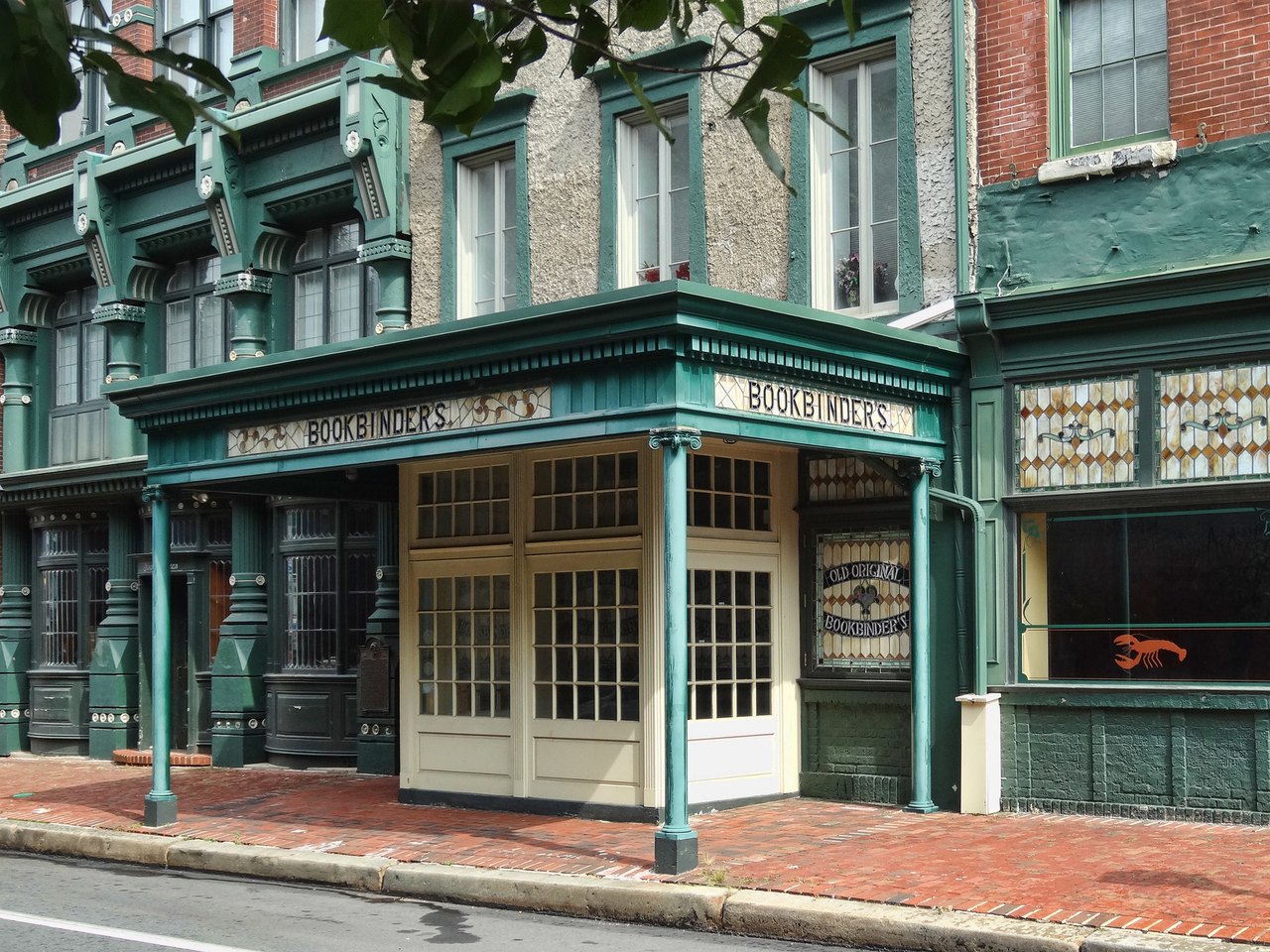 9 Iconic Philadelphia Restaurants You've Got to Try