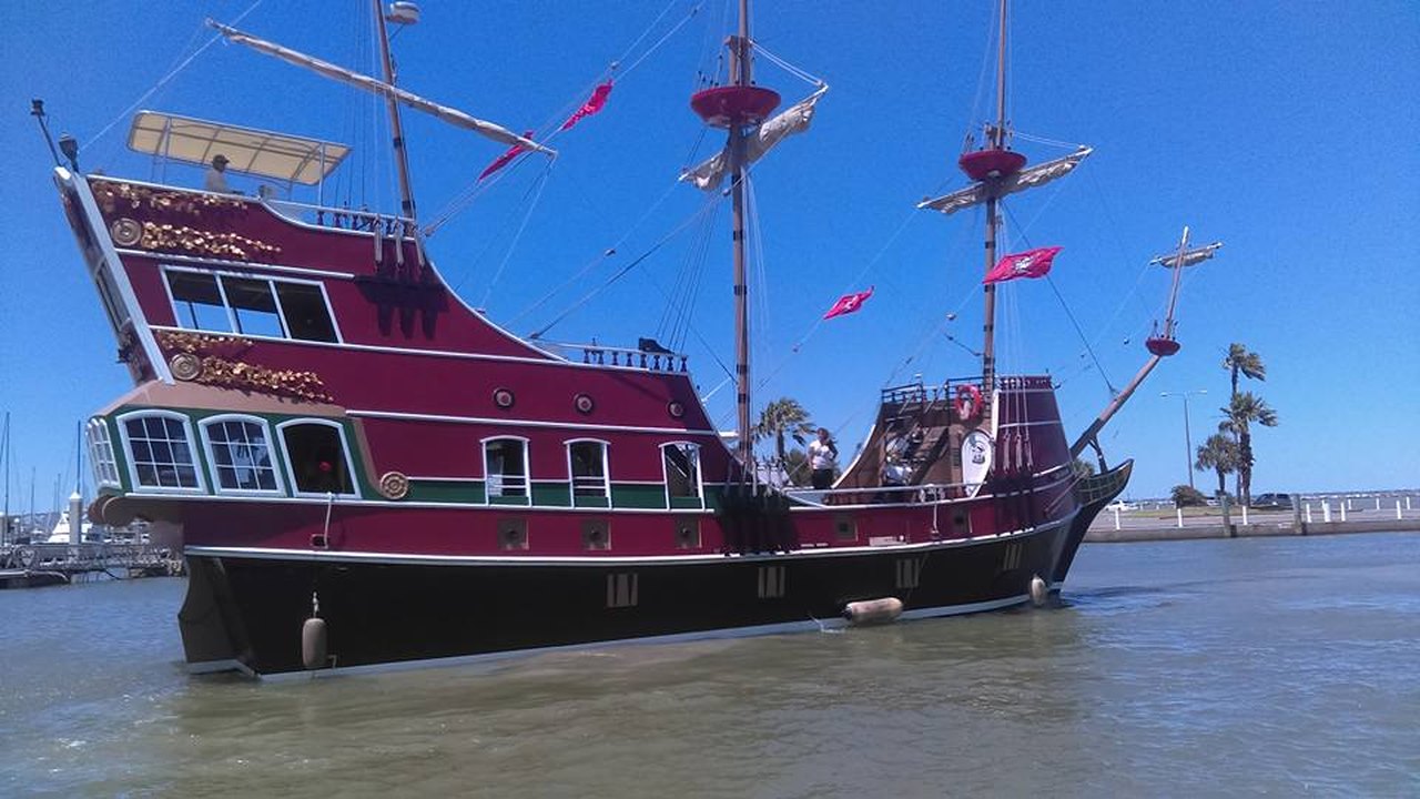 Sea Dragon Pirate Cruise