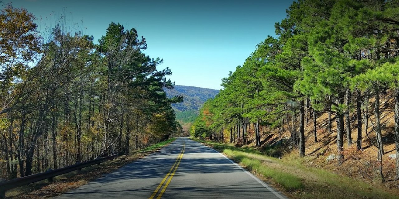 The Talimena Byway Is The Best Scenic Drive In Oklahoma