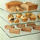 Jupiterimages/Comstock/Getty Images Quick breads tend to stay moist longer than muffins.