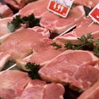Jupiterimages/Photos.com/Getty Images Breakfast chops are thinner than other cuts, and usually include a section of bone.