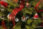How to Make an Automatic Christmas Tree Watering System | eHow