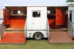 Do it Yourself Living Quarters for Horse Trailers