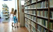 How to Teach Kids to Find Books in the Library