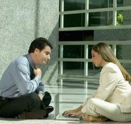 Medioimages/Photodisc/Photodisc/Getty Images Negotiating a global agreement makes your divorce uncontested.