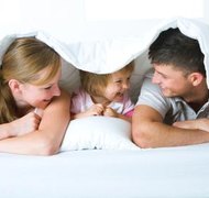 Jupiterimages/Photos.com/Getty Images Stepparents can provide positive support to their stepchildren.