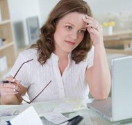 Jupiterimages/Photos.com/Getty Images A past due second mortgage could cause you to lose your home.