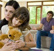 Pixland/Pixland/Getty Images Disobeying a court child custody order can compromise a parent's rights.