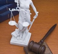 Jupiterimages/Comstock/Getty Images Virginia law sets out specific deadlines for contesting a will.
