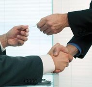 Jupiterimages/liquidlibrary/Getty Images The disposition of a life insurance policy depends on who its beneficiary is.
