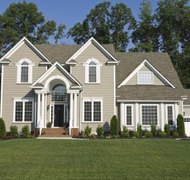 Jupiterimages/Stockbyte/Getty Images Some Florida homeowners have second and third mortgages on their home.