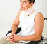 Jupiterimages/Photos.com/Getty Images Failure to disclose your personal injury claims during bankruptcy could affect your right to sue.