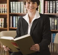 Jupiterimages/Comstock/Getty Images Online legal document preparation services can help you file for S corp status.