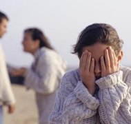 David De Lossy/Photodisc/Getty Images Parenting classes help you put your children first.
