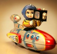 Viewstock/Photodisc/Getty Images Family heirlooms pass like most other personal property.