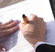 Jupiterimages/liquidlibrary/Getty Images A person starting up a new business can choose between business entity structures, which include corporation and sole proprietorship.