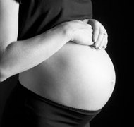 Hemera Technologies/AbleStock.com/Getty Images Divorcing couples must tell the judge if the woman is pregnant.