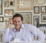 Jupiterimages/Goodshoot/Getty Images Many licensed professionals operate as solo practitioners.