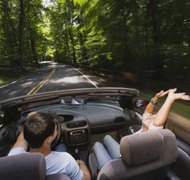 Comstock Images/Comstock/Getty Images Common disaster provisions guide estate disposition when both spouses die at once.