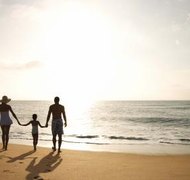Jupiterimages/Comstock/Getty Images When a family separates, parents must continue to provide for their children.