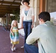 Jupiterimages/Goodshoot/Getty Images In California, parents may share joint legal and physical custody over their daughter.