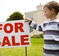 Jupiterimages/Pixland/Getty Images HELOC lenders may still have a lien on your home after bankruptcy.