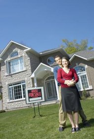 Hemera Technologies/AbleStock.com/Getty Images You can usually sell your house during bankruptcy -- with the court's consent.