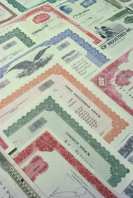 Jupiterimages/Photos.com/Getty Images El permiso de vendedor y el certificado de reventa son expedidos a través del Departamento de Estado de Licencias y Regulaciones.
