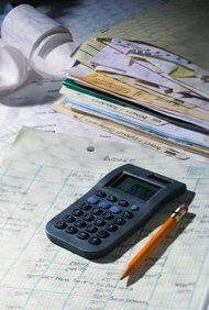 Stockbyte/Stockbyte/Getty Images Las estrategias de presupuesto de base cero incluyen la formación de equipos, análisis de gastos y una planificación adecuada.