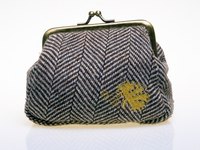 Clean a Purse