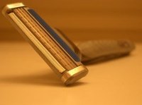 Razor blade