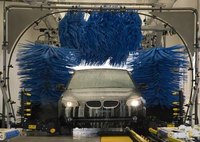 How Does an Automatic Car Wash Work?