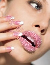 How Does an Acrylic Nail Work?