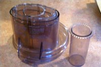 Bowl top with tower and pusher