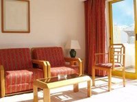 How Does a Sliding Door Work?