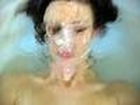 How Does a Detox Bath Work?