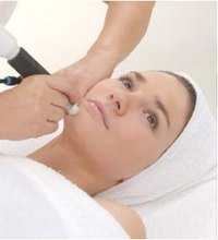 About Microdermabrasion Treatments