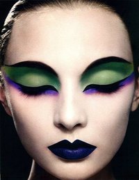 Open a Cosmetics Boutique