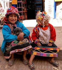Peruvian children in traditional dress