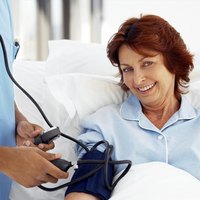 Symptoms of Low Blood Pressure in the Elderly