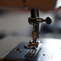 Sewing machine pressure foot